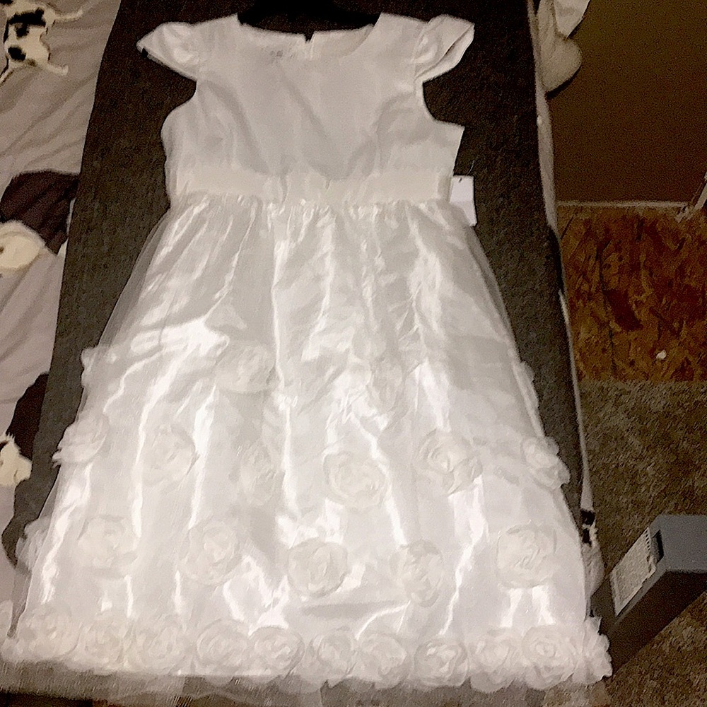 White girl dress size L/G (10/12)